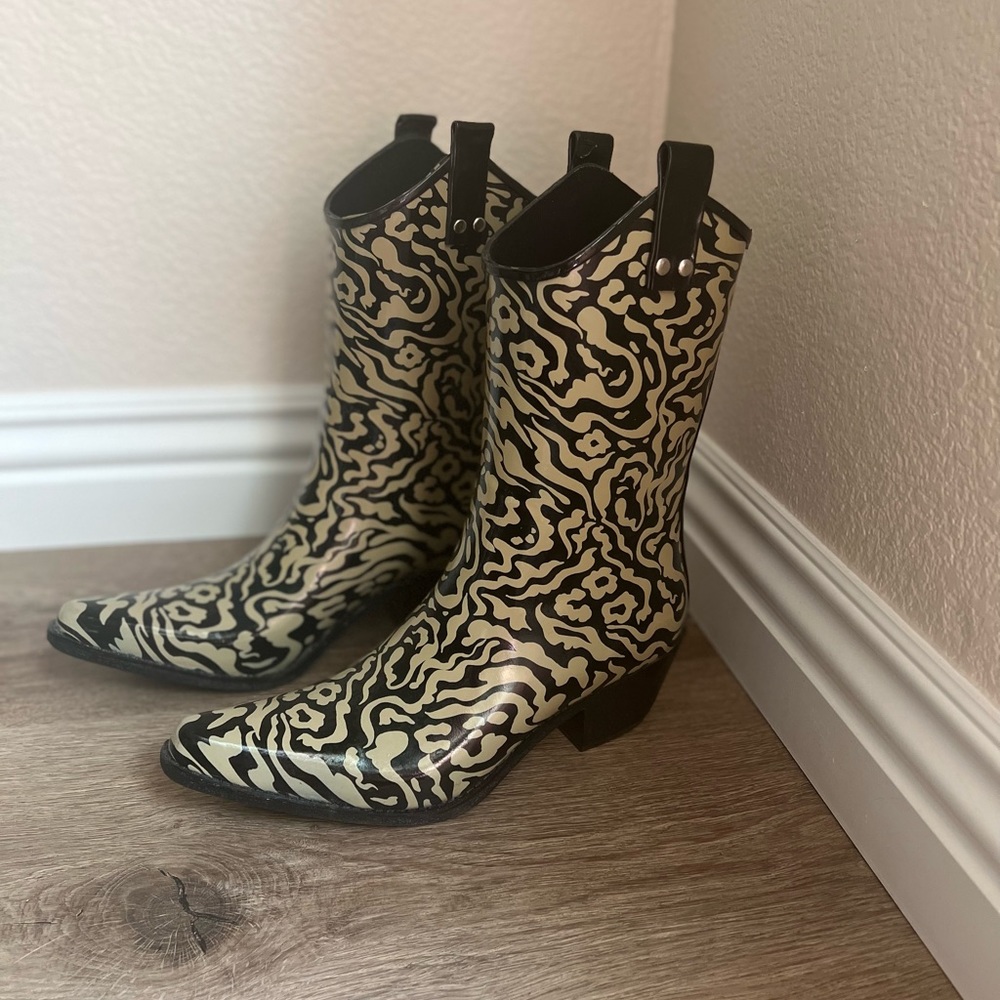 Nomad Rubber Boots